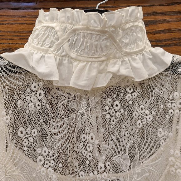 Carlisle Lace top - Picture 2 of 5